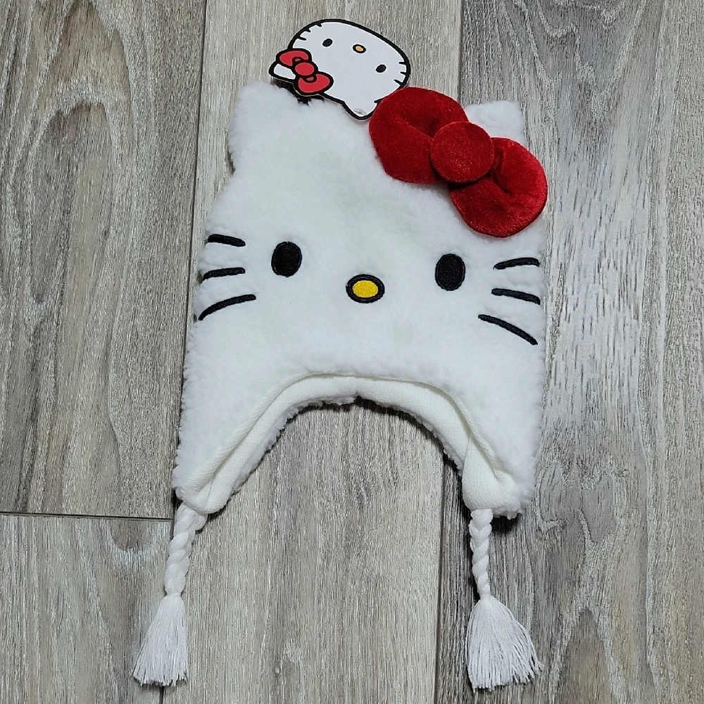 Hello Kitty White Hat with Red Bow